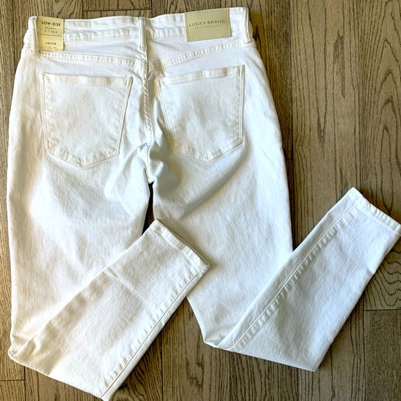 Lucky Brand skinny white jeans. - Picture 5 of 6